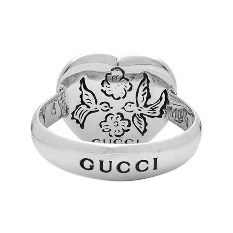 gucci blind for love ring in silver